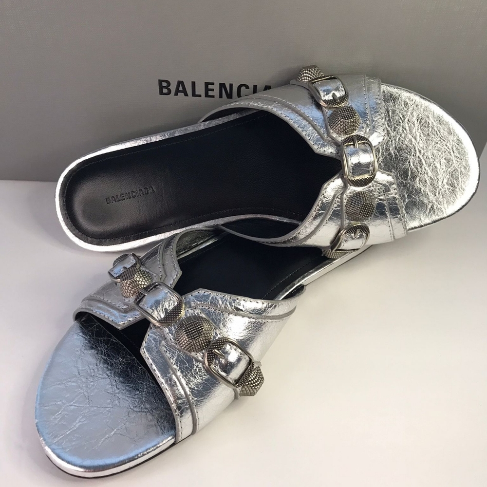 💯 - New Authentic BALENCIAGA Cagole embellished metallic textured-leather sa… - Picture 7 of 15